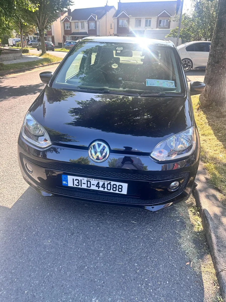 Volkswagen UP 2013 - Image 1