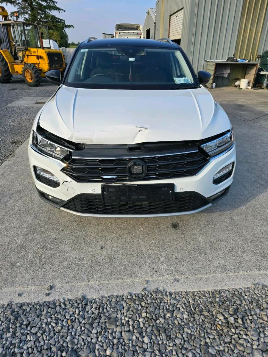 211 VW T-ROC DIESEL - Image 3