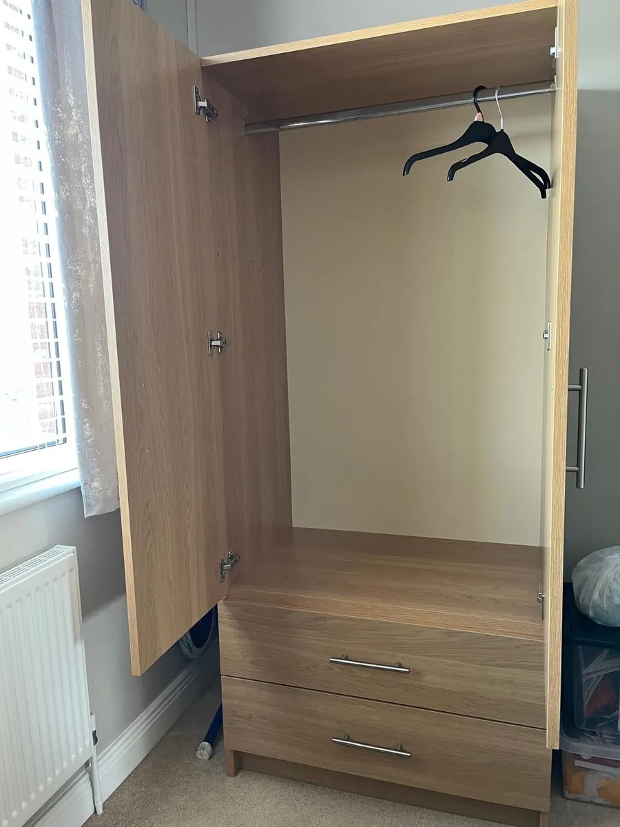 Wardrobe - Image 3
