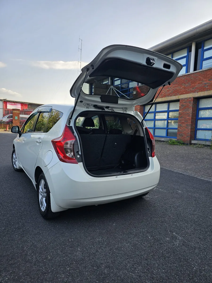 Nissan Note 2015 Automatic - Image 3