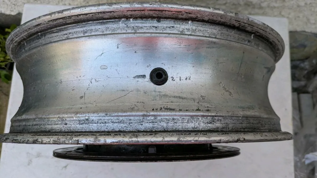 Honda Pan European ST1100 Back Wheel - Image 4