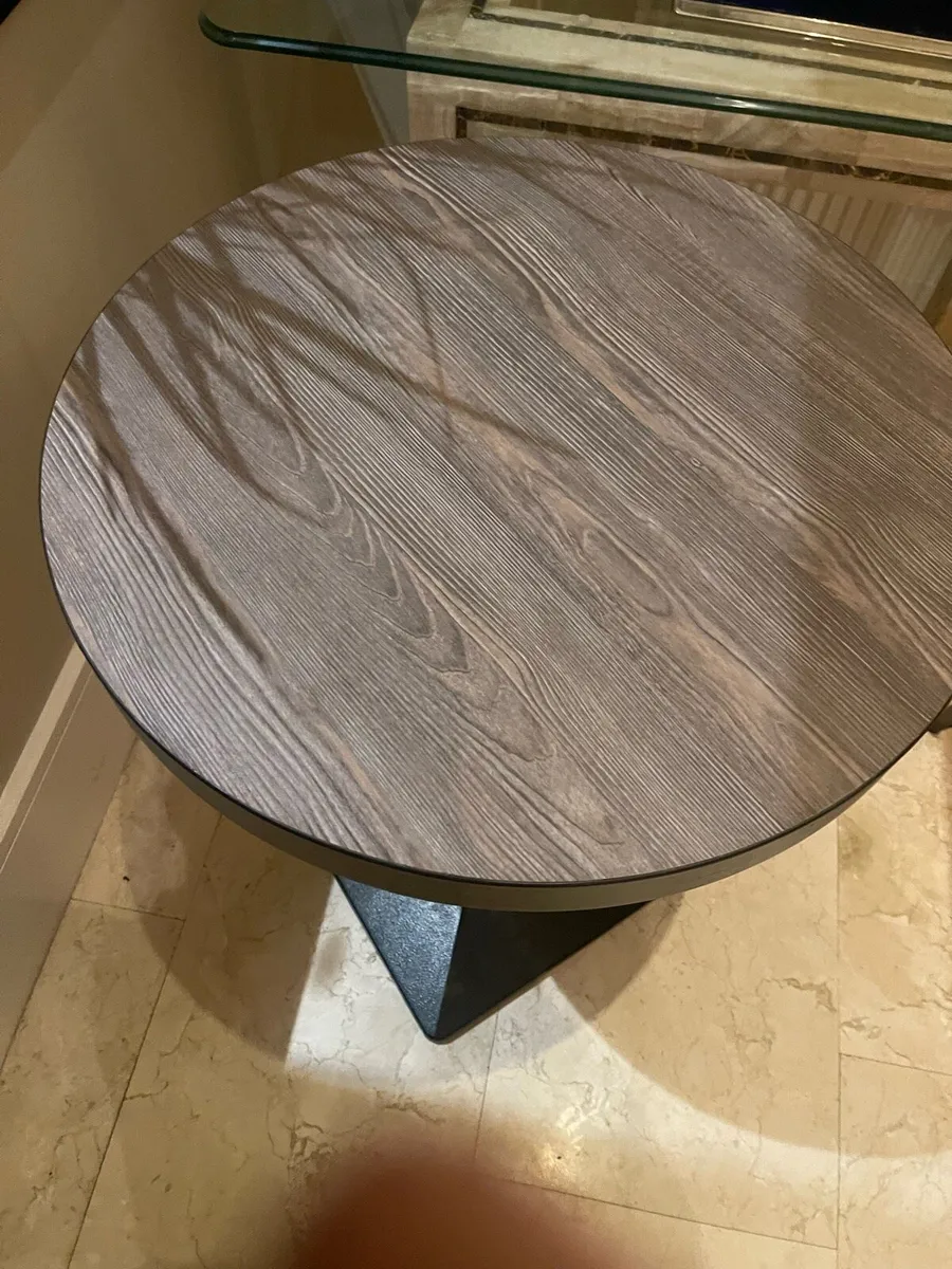 Very Solid Circular Commercial Restaurant Table - Image 2