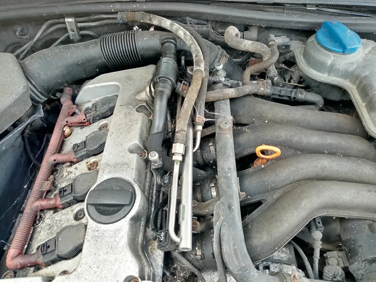 Audi A6 2001 - Image 2