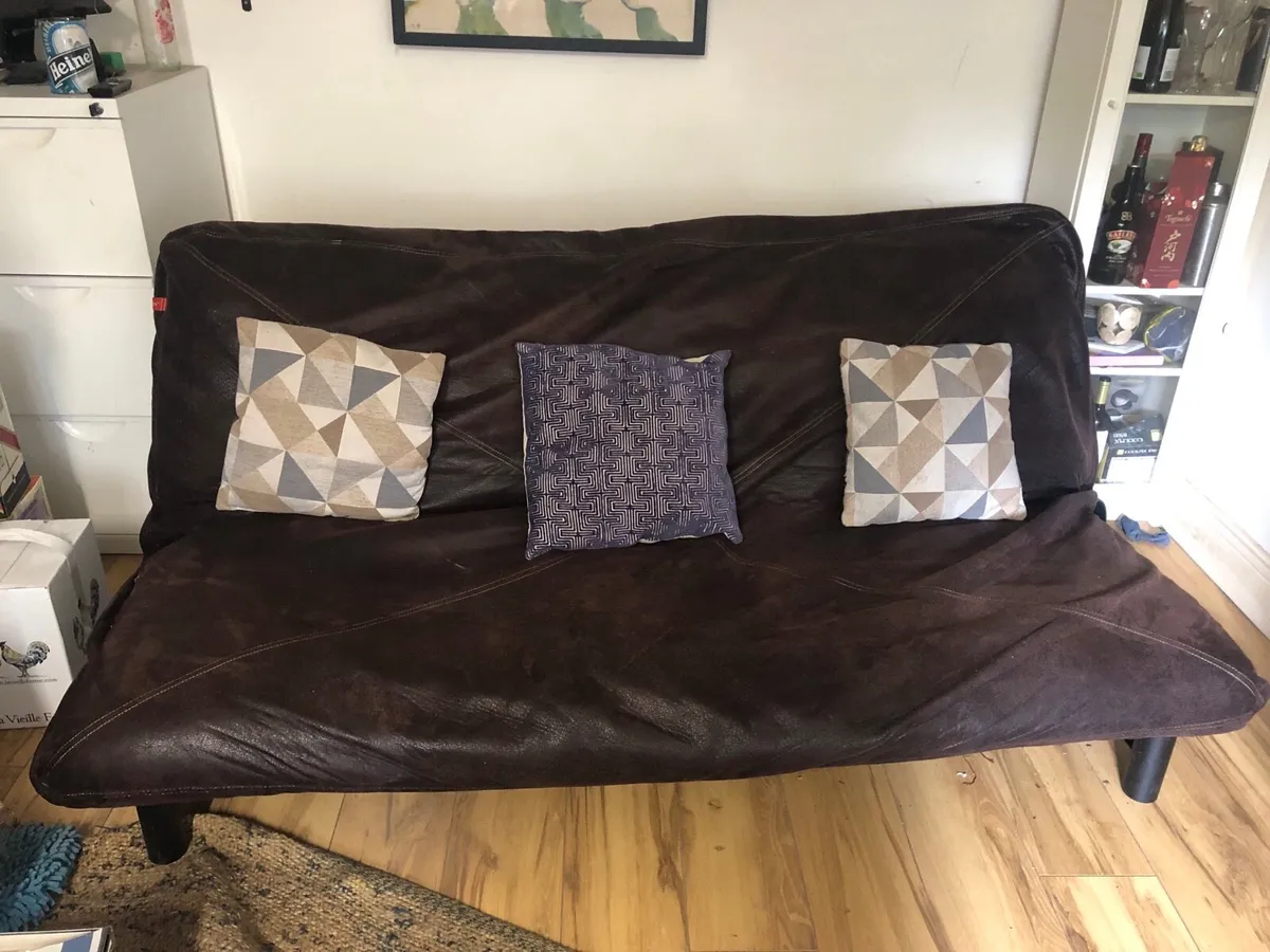 Futon - Image 1