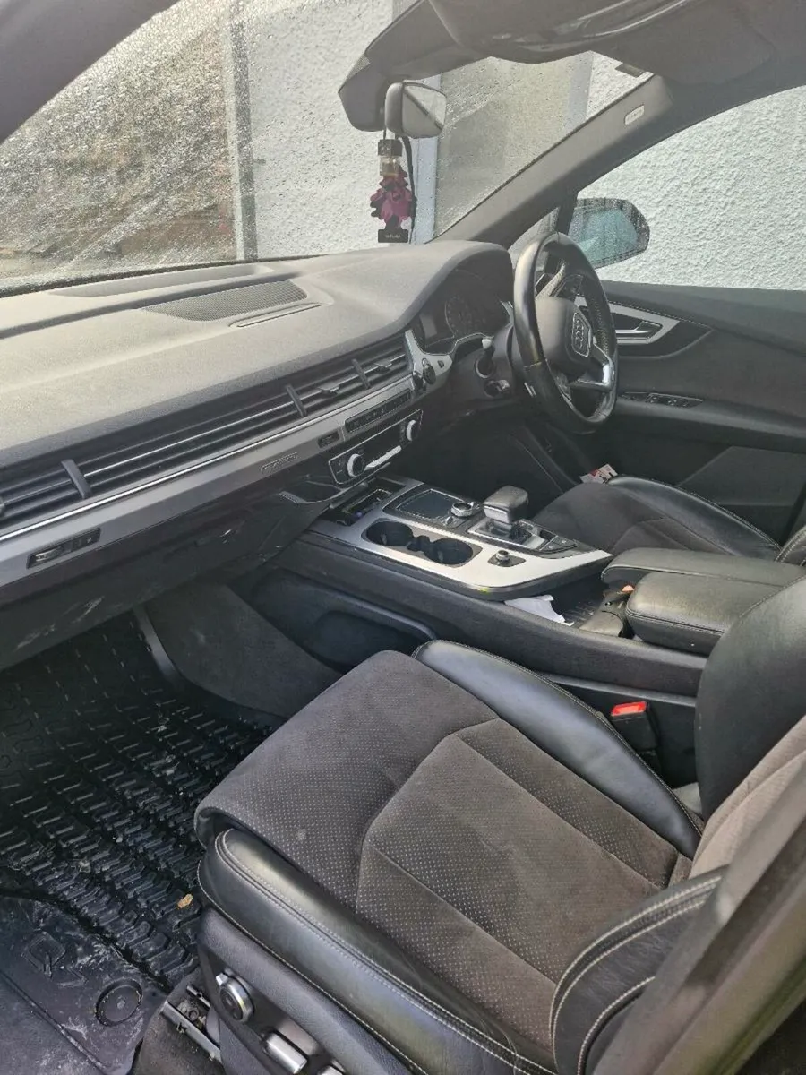 Audi q7 - Image 4