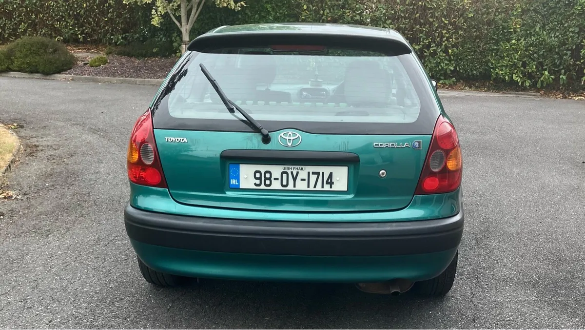 Toyota Corolla 1.3 - Image 2