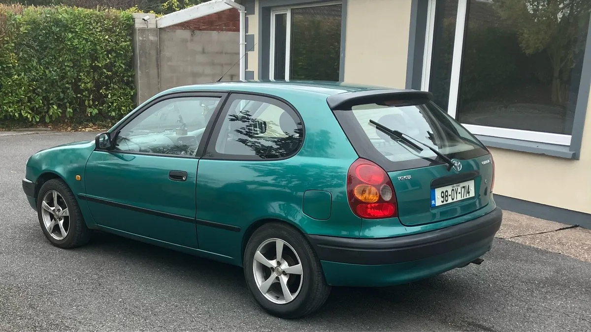 Toyota Corolla 1.3 - Image 3