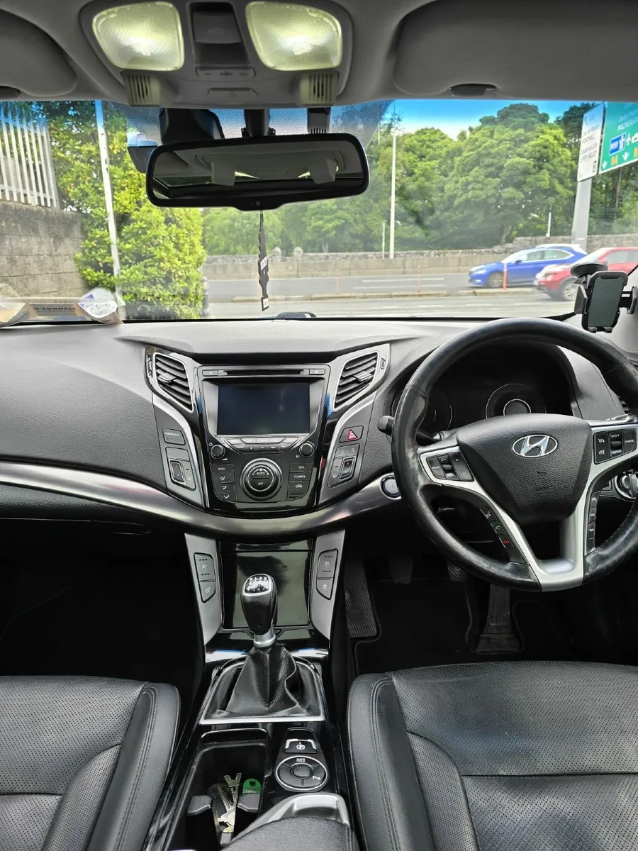 Hyundai i40 2014 - Image 2