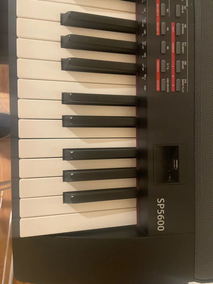 Thomann SP5600 Keyboard - Image 3