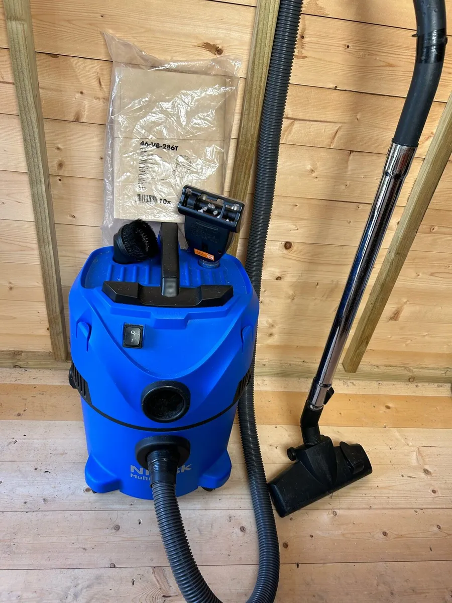 Nilfisk wet & dry vacuum - Image 1