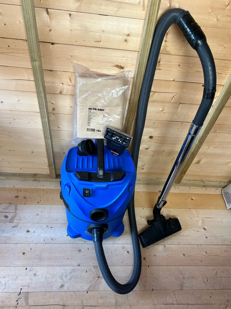 Nilfisk wet & dry vacuum - Image 2