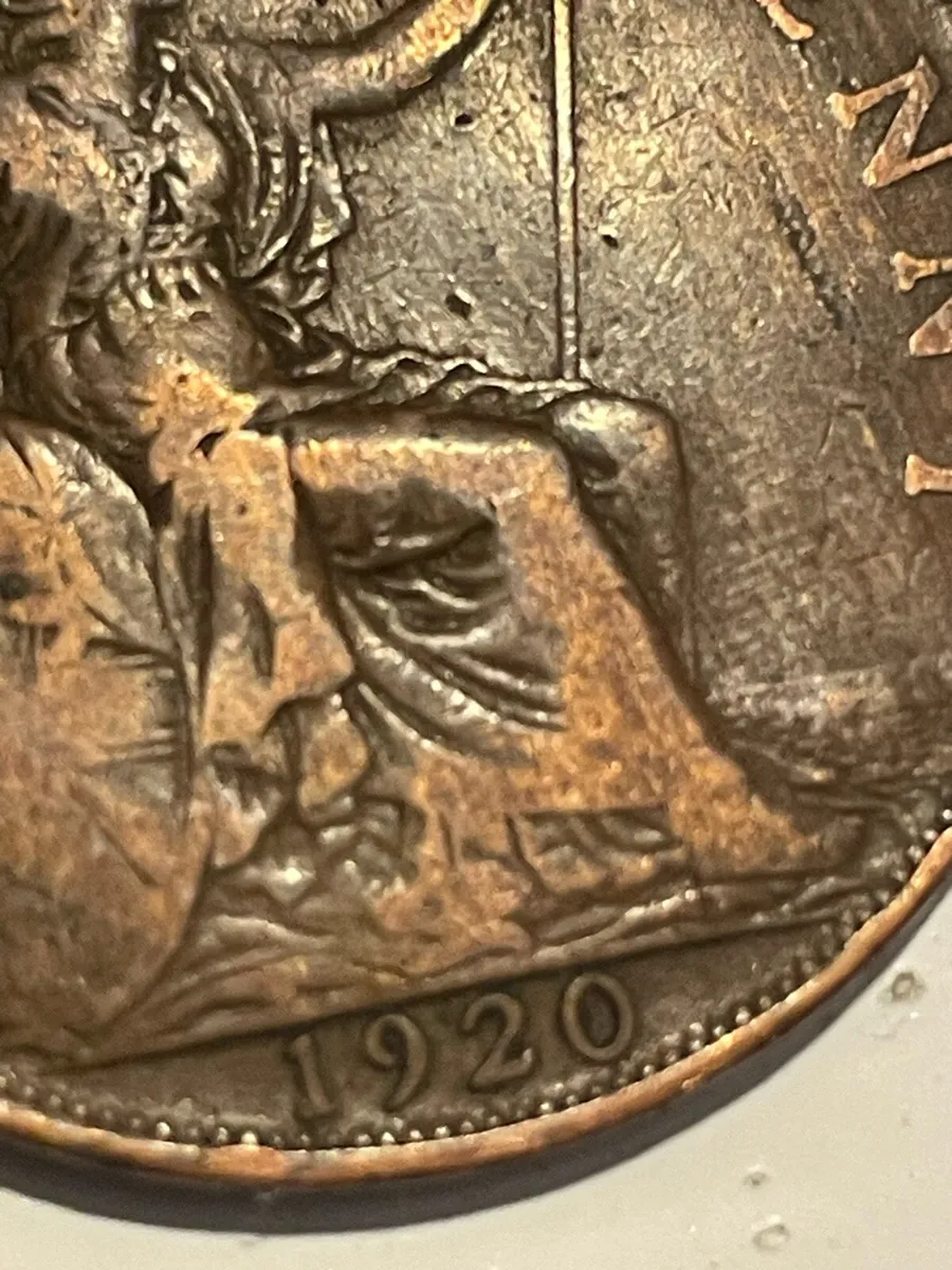 1919 and 1920 George V Coin - Image 3