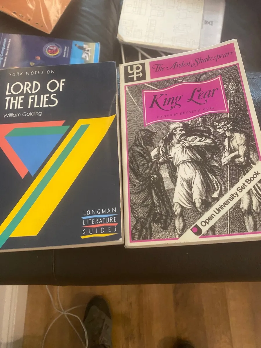 Leaving cert English books - Image 2