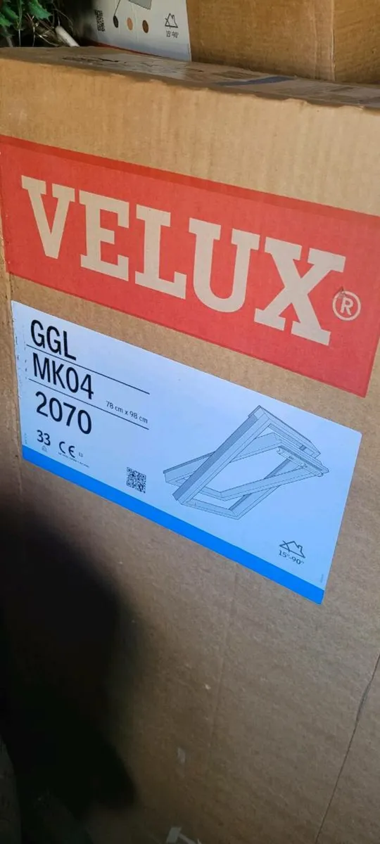 Velux Window MK04 2070 - Image 1