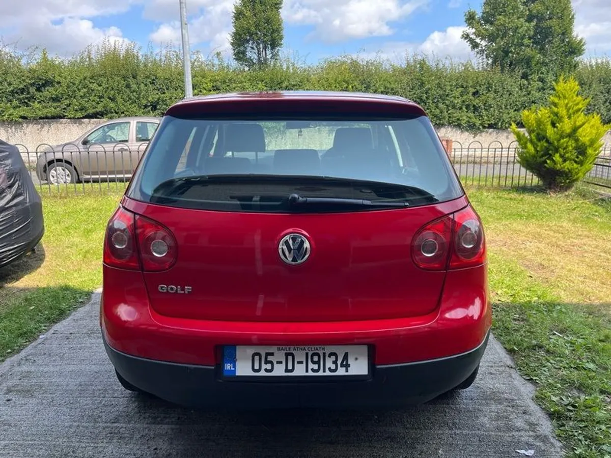 2005 Volkswagen Golf - Image 3