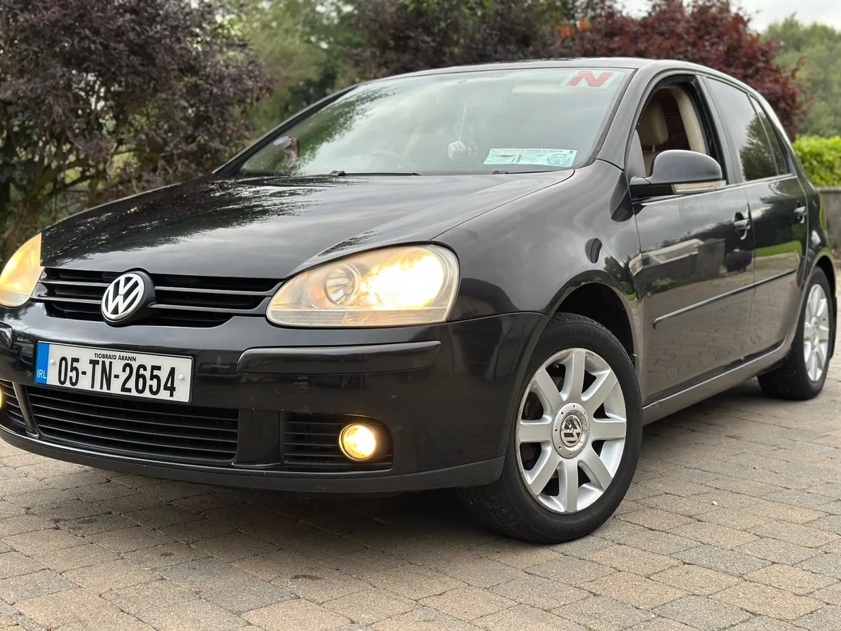 Volkswagen Golf 2005 - Image 2