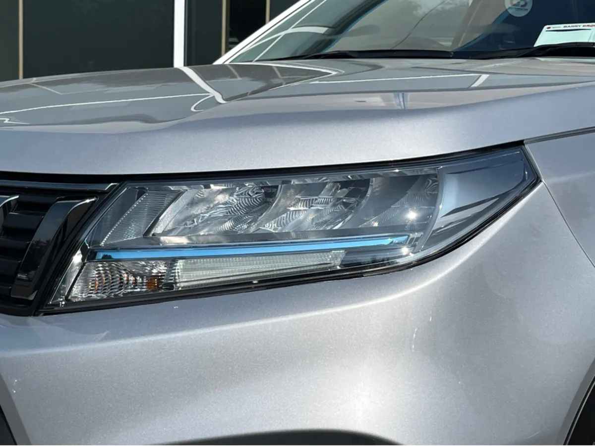 Suzuki Vitara 1.4 B/JET HYBRID SZ5 AL ALLGRIP 5 - Image 3