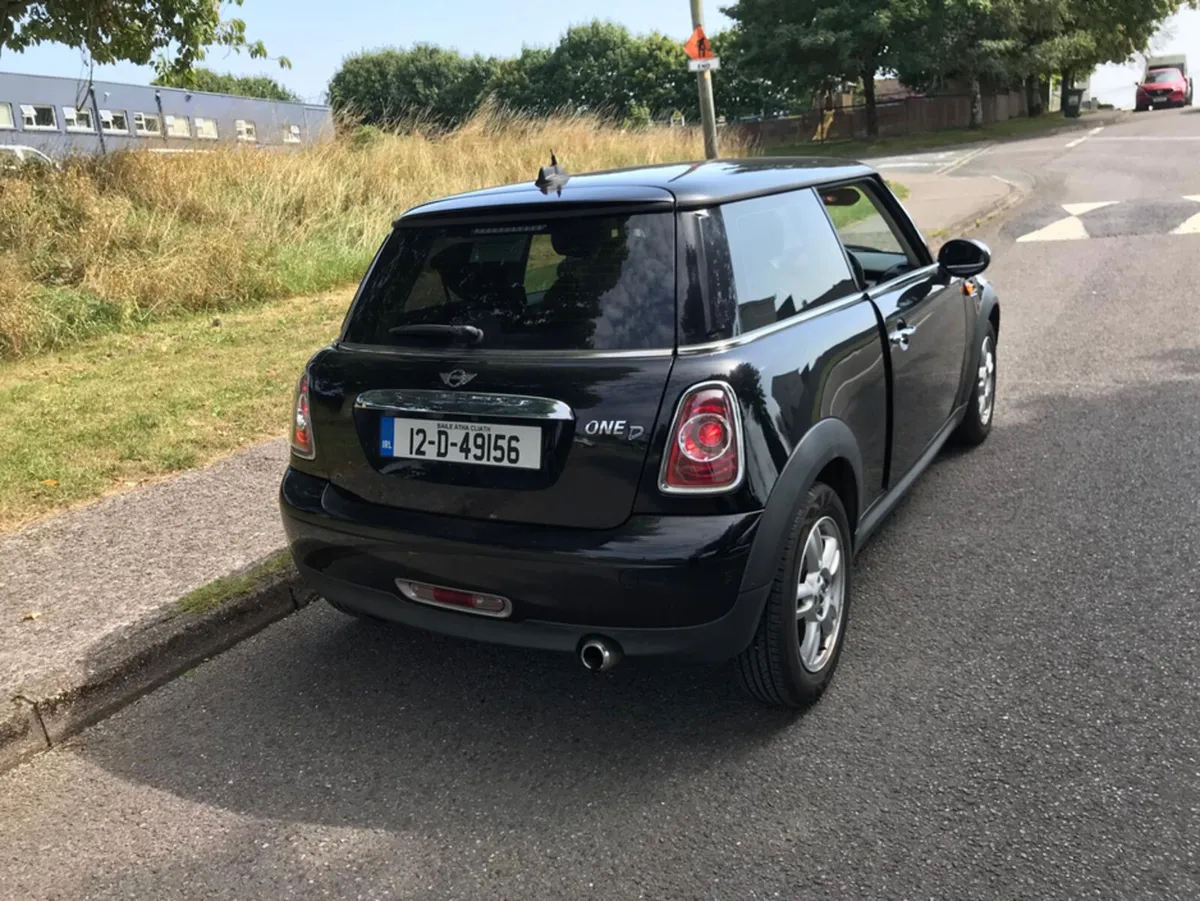 Mini Cooper 1.6 D 3DR ONE - Image 4