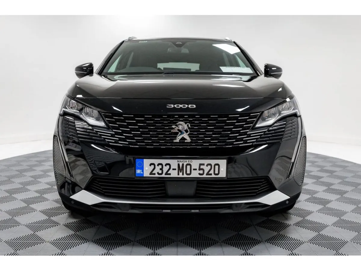 Peugeot 3008 Allure 1.2 Petrol Auto 130HP - Image 2