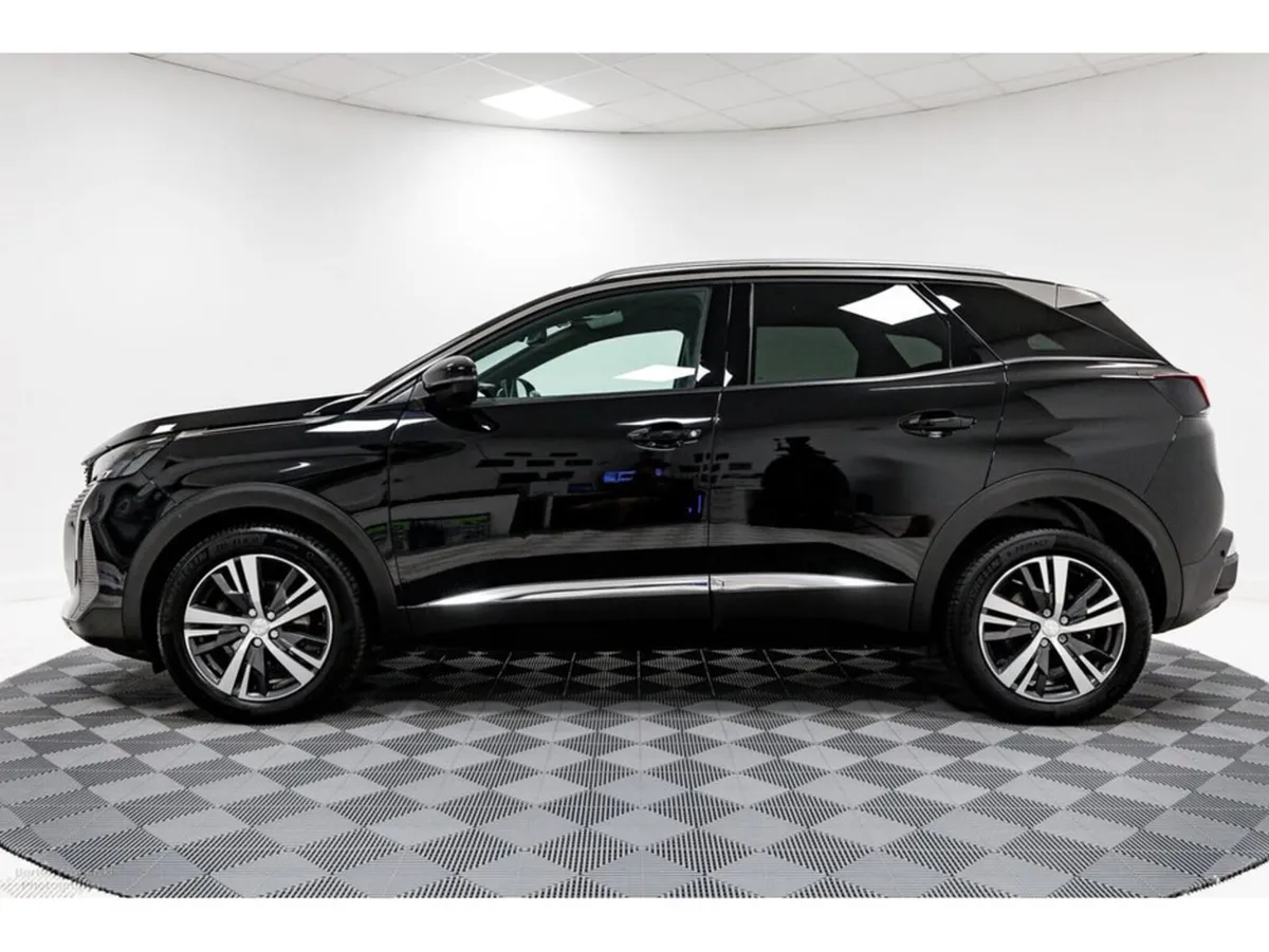 Peugeot 3008 Allure 1.2 Petrol Auto 130HP - Image 4