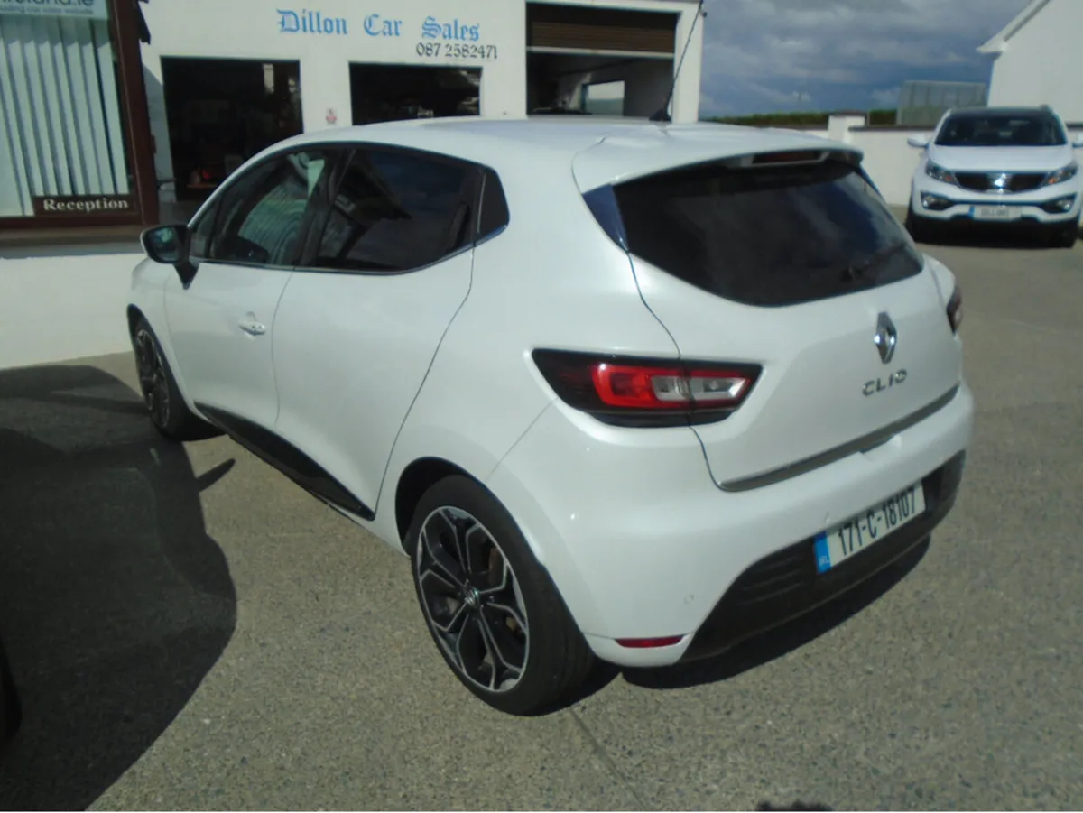 Renault Clio 1.5 DCI DYNAMIQUE S NAV 5DR AUTO - Image 4