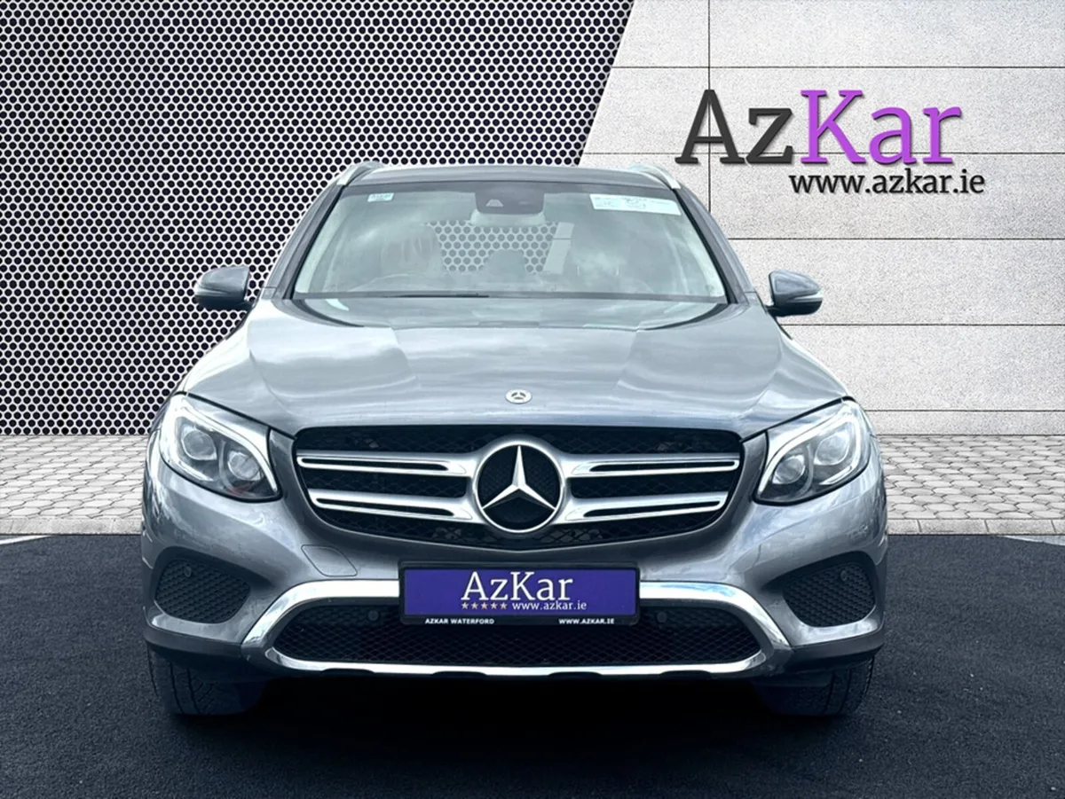 Mercedes-Benz GLC 2018 AVANTGARDE 220D 4MATIC 2.0 - Image 2