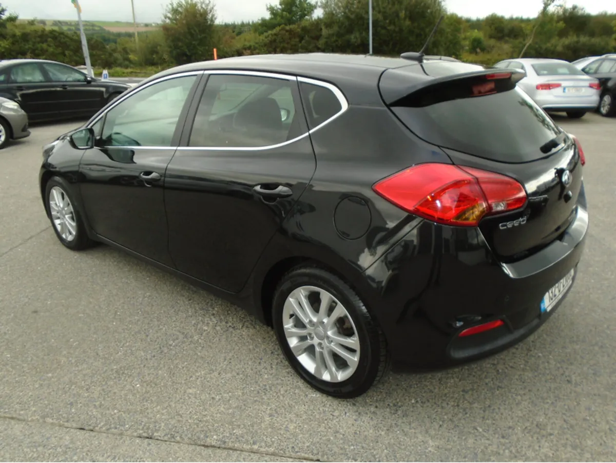 Kia Ceed CEE'D 3 ECODYNAMICS 5DR 1.6 CRDI 126BHP - Image 3