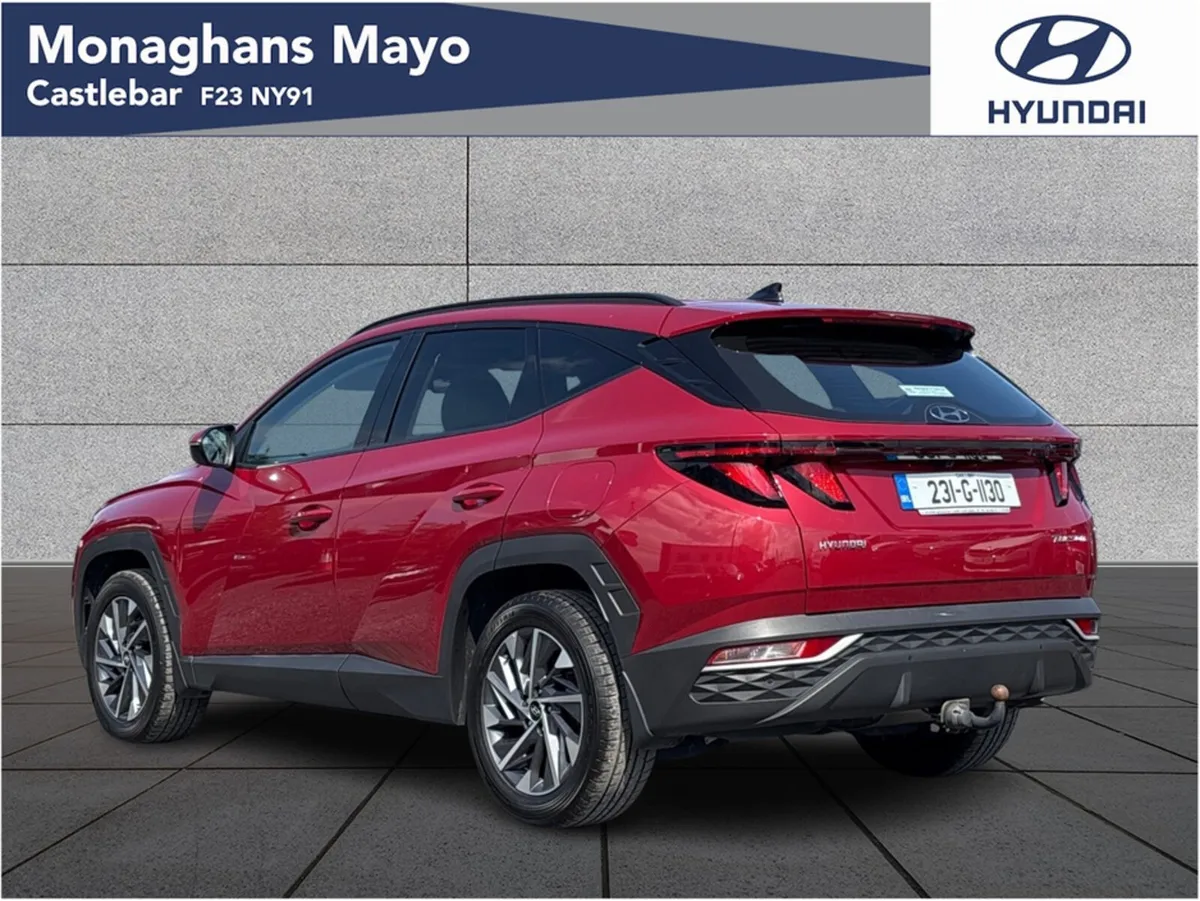 Hyundai Tucson EXECUTIVE DIESEL 5DR - Image 3