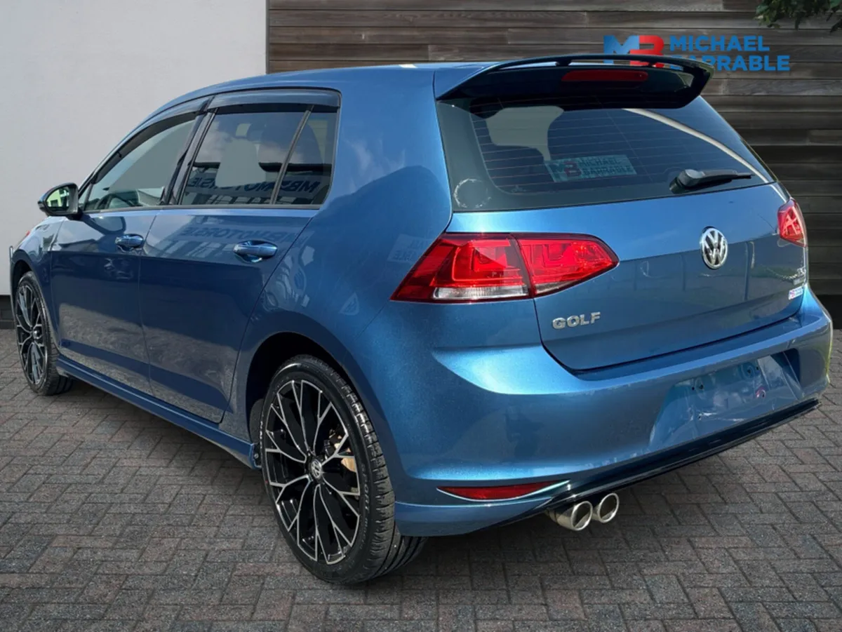 Volkswagen Golf 1.2L Petrol Automatic TSI - Image 4