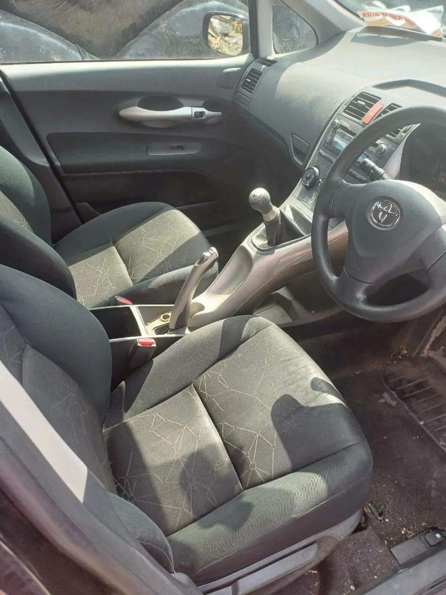 TOYOTA AURIS 2007 - Image 4
