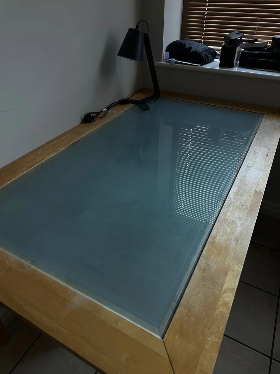 Kitchen Table - Image 2