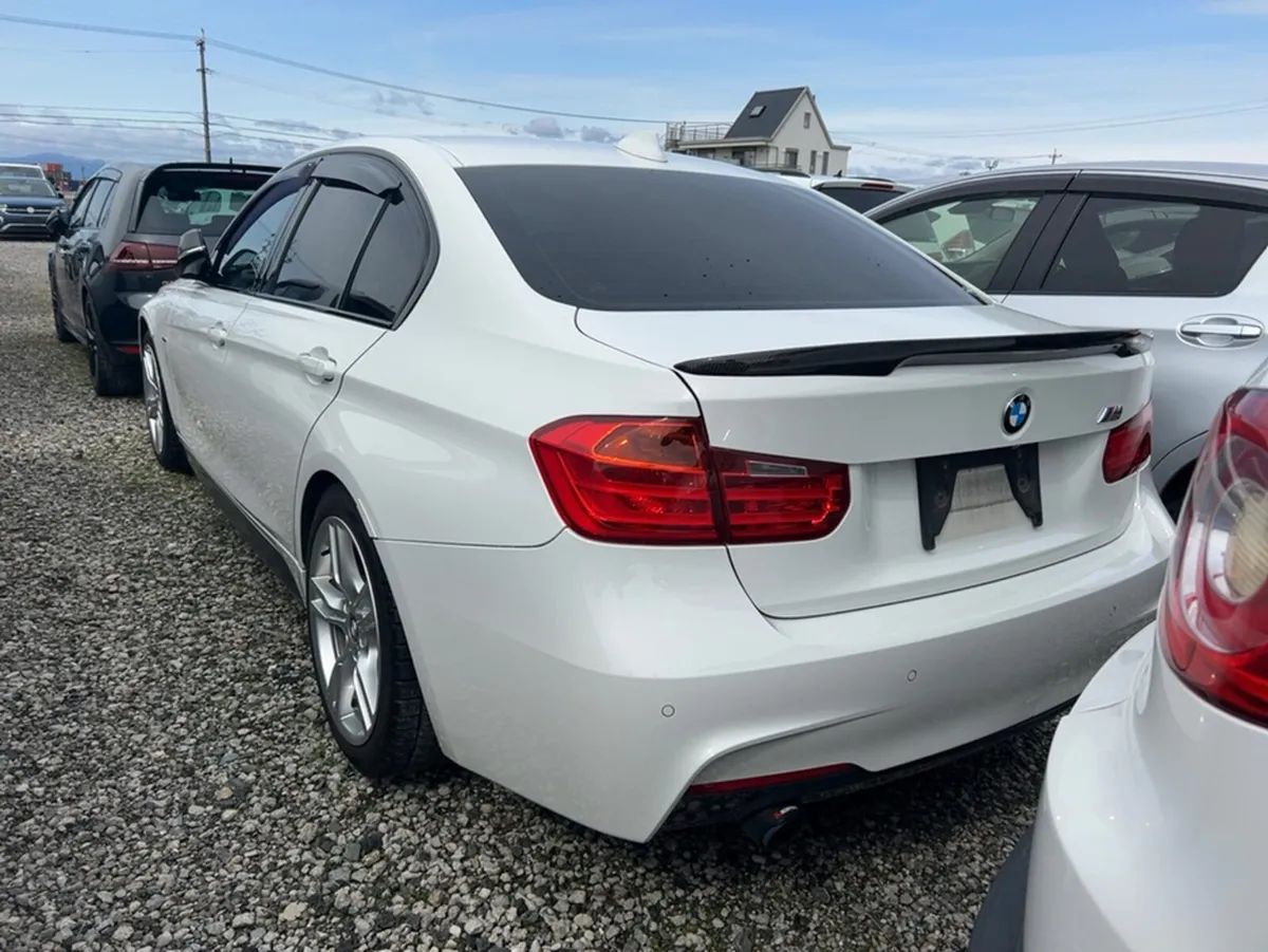 BMW 3-Series M-SPORT 320D 2.0 DIESEL AUTOMATIC - Image 2