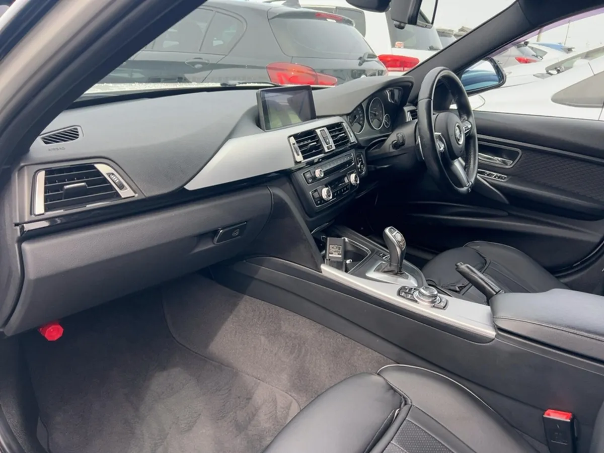 BMW 3-Series M-SPORT 320D 2.0 DIESEL AUTOMATIC - Image 3