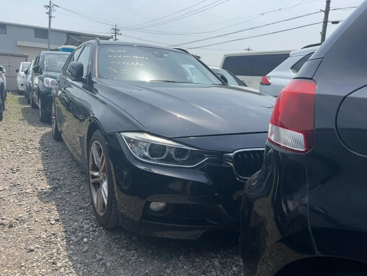 BMW 3-Series M-SPORT 320D ESTATE 2.0 DIESEL AUTOMA - Image 1