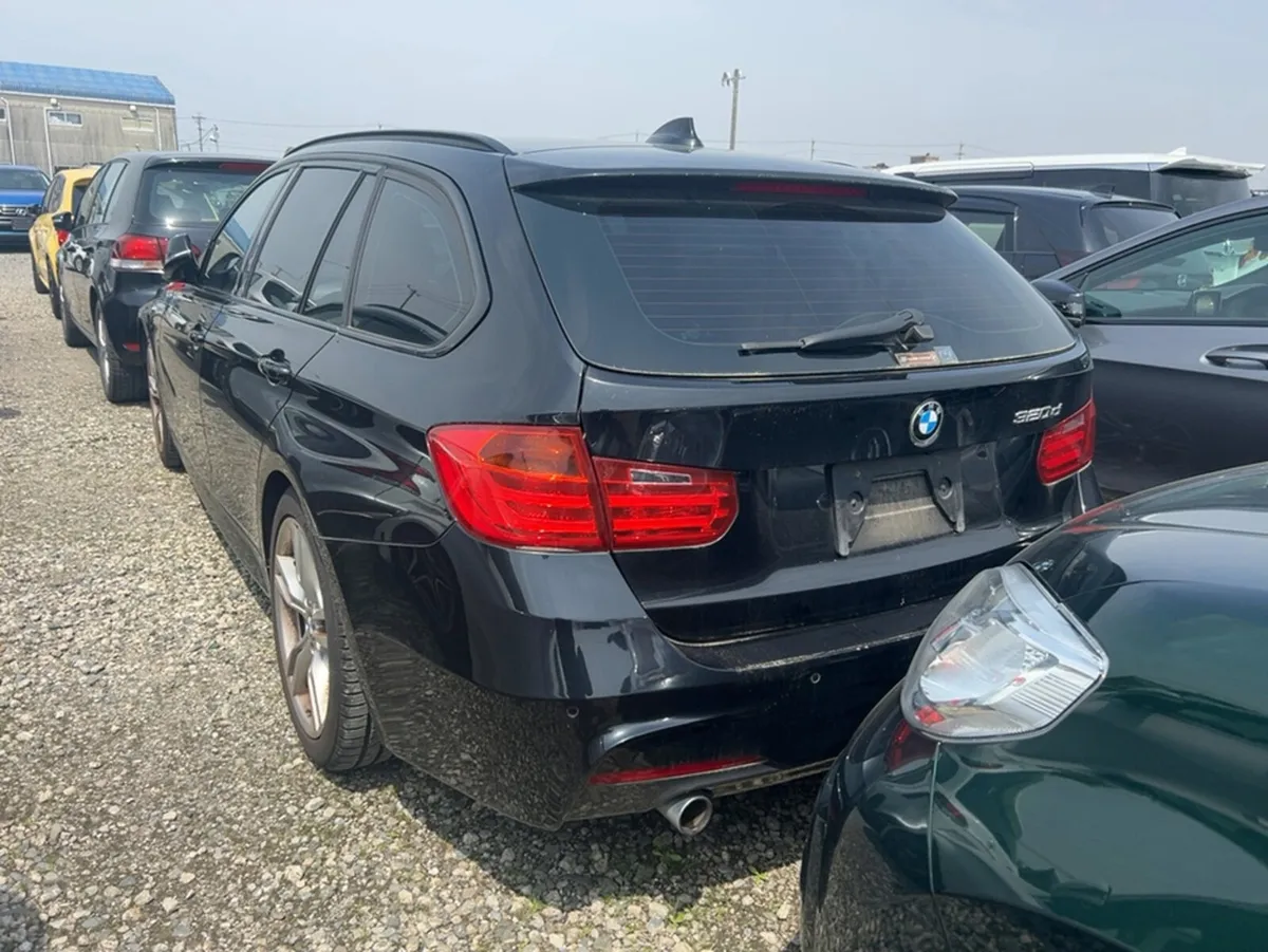 BMW 3-Series M-SPORT 320D ESTATE 2.0 DIESEL AUTOMA - Image 2