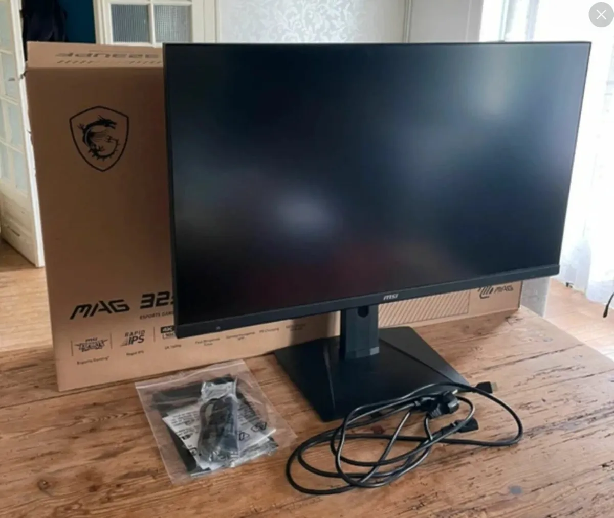 gaming monitor