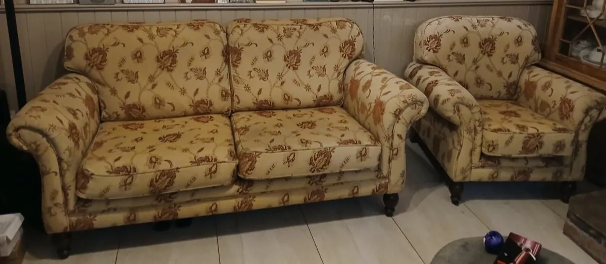 Finline Comfort & Quality 3-Seater Sofa & Chair - Image 1