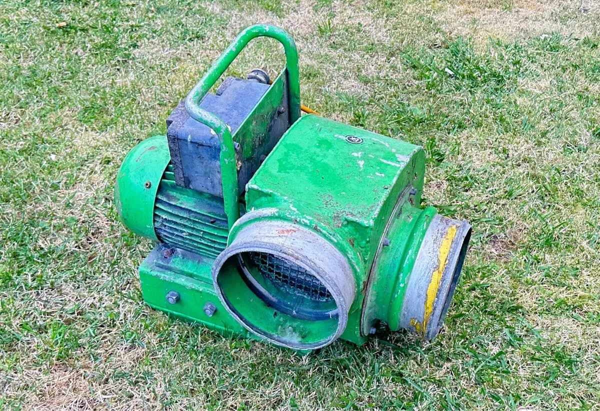 Powerful industrial Blower - Image 1