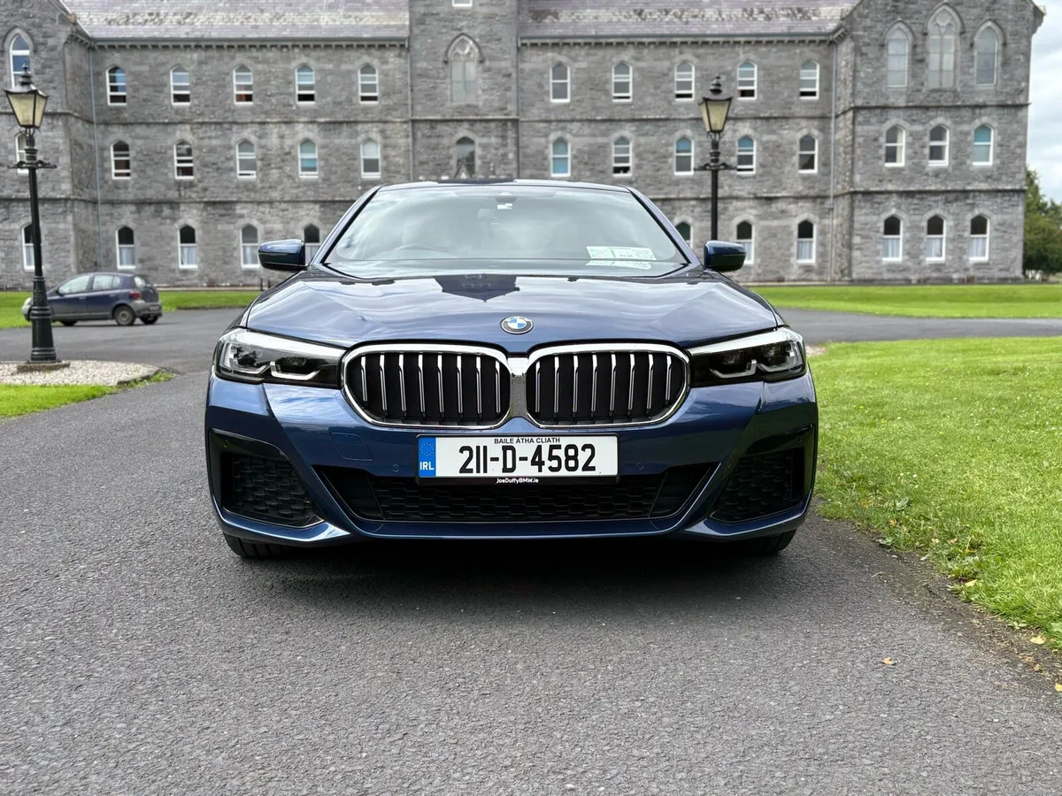 BMW 530e M Sport Saloon - Image 2