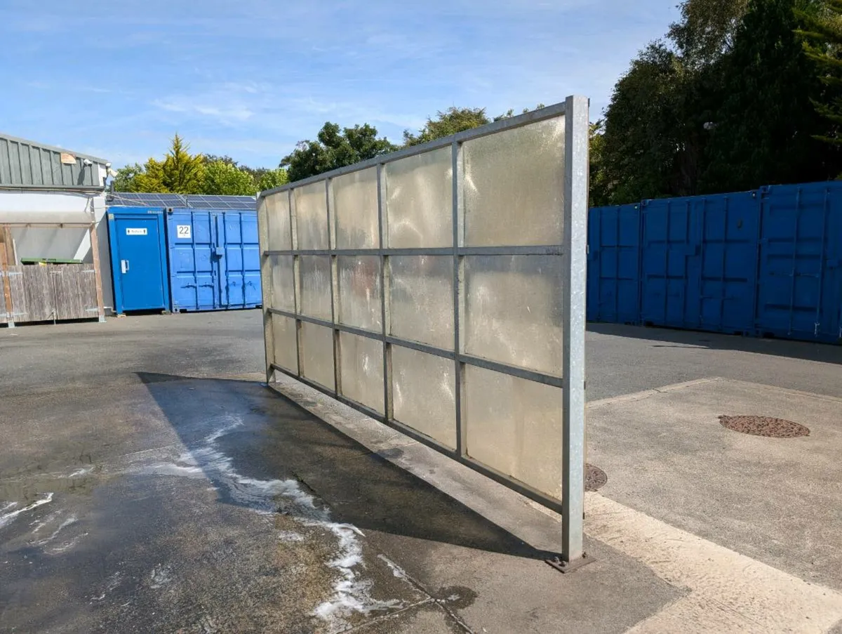 Commercial Car Wash - Image 3