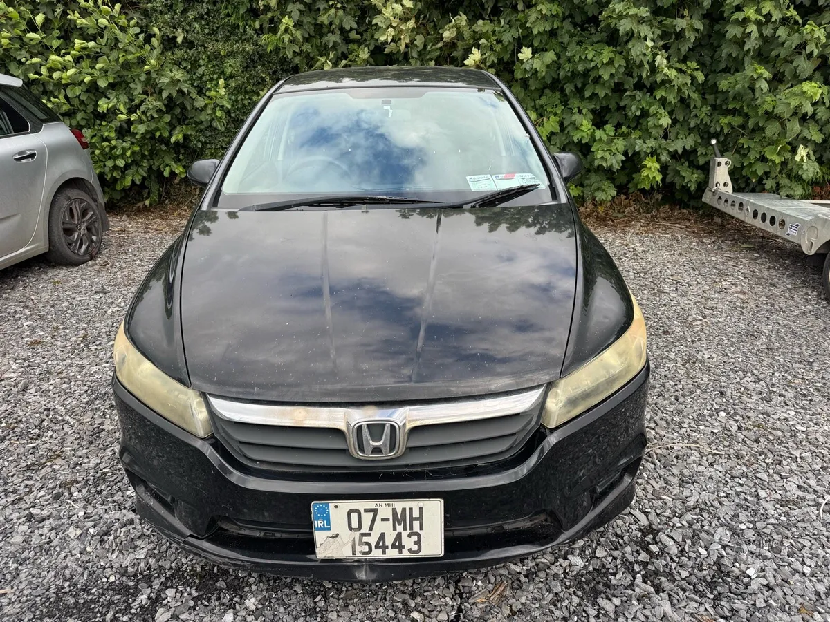 Honda Stream breaking for parts - Image 1