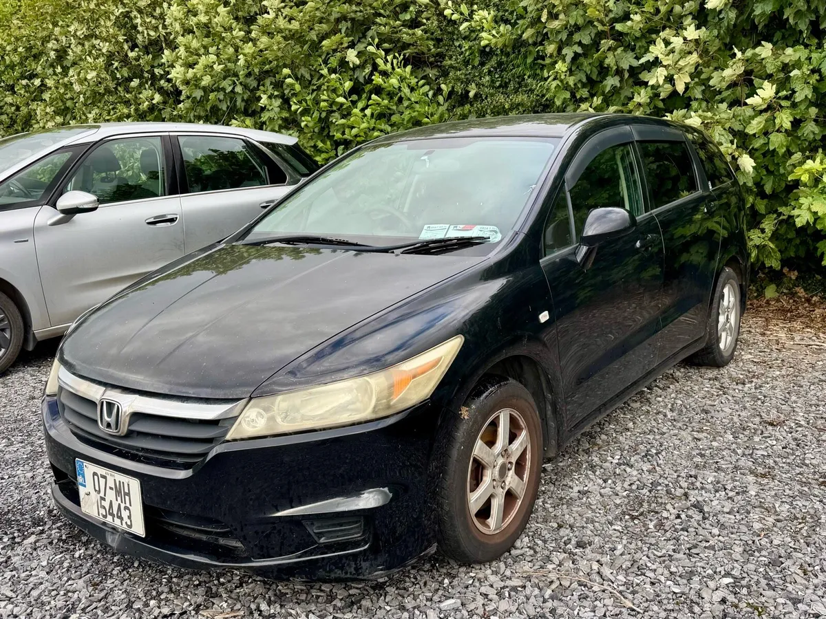Honda Stream breaking for parts - Image 3