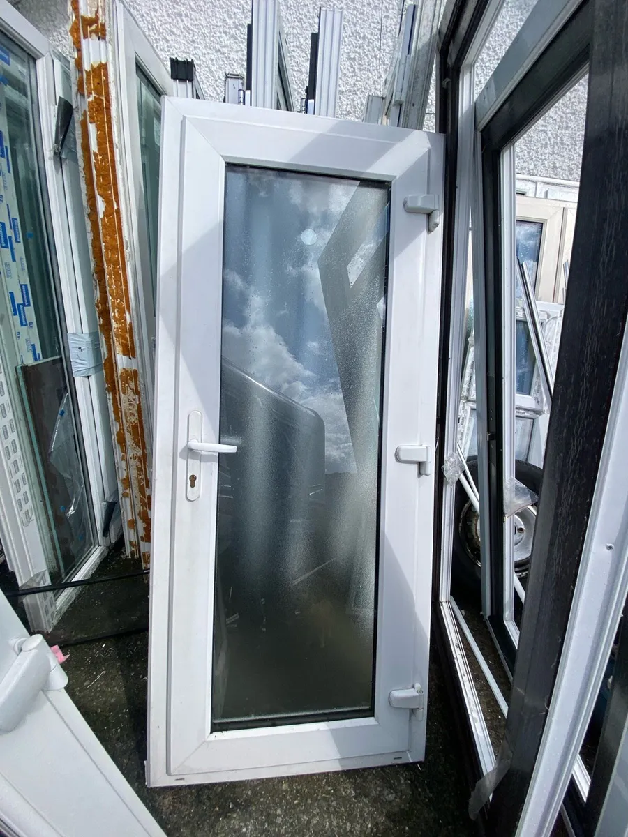 PVC door - Image 4