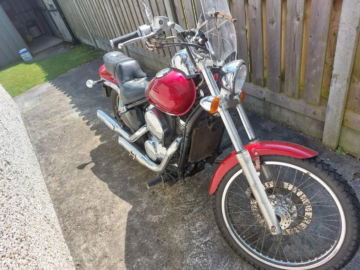 Kawasaki VN 800 - Image 1