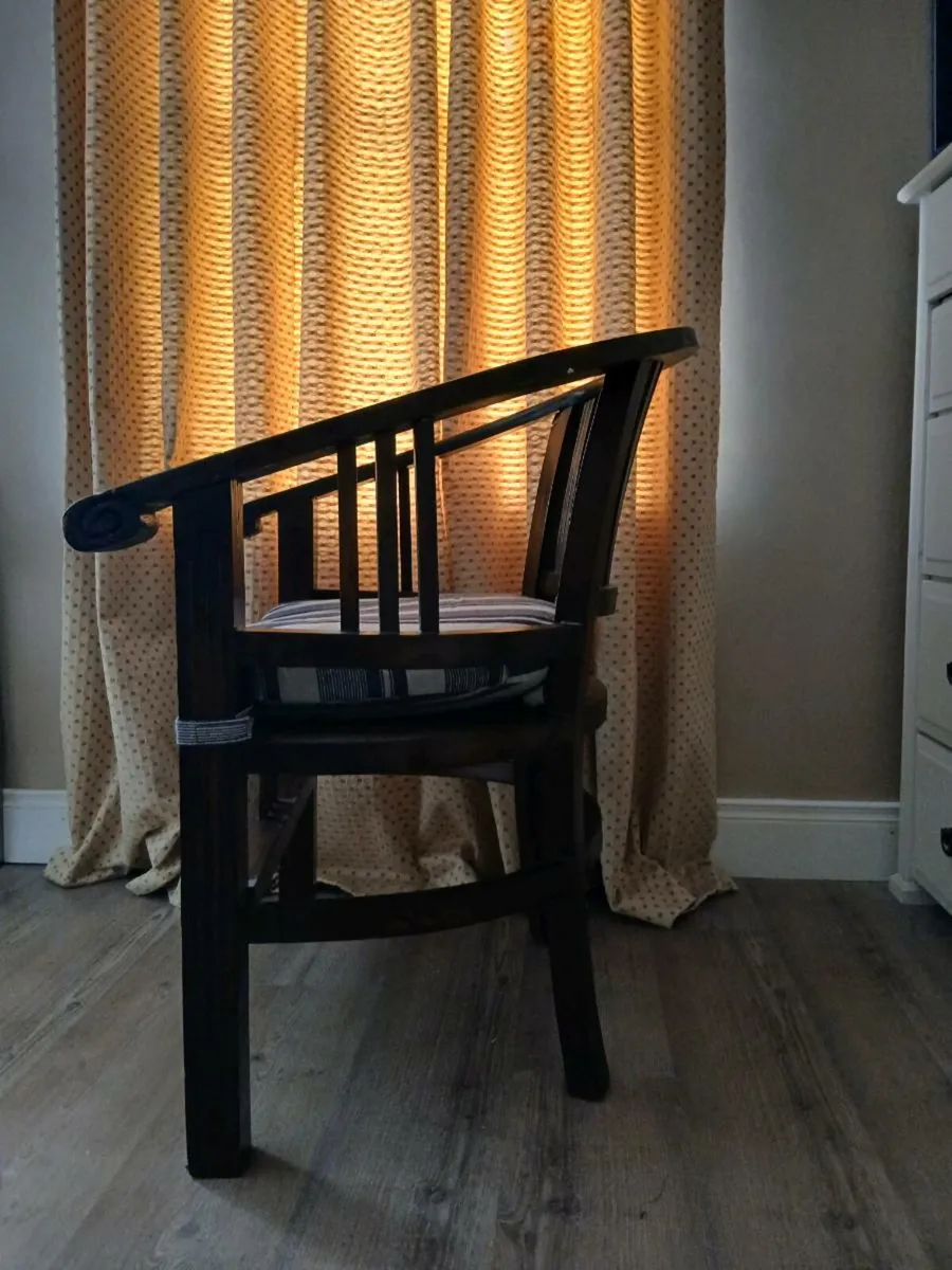 Large chair - Image 3