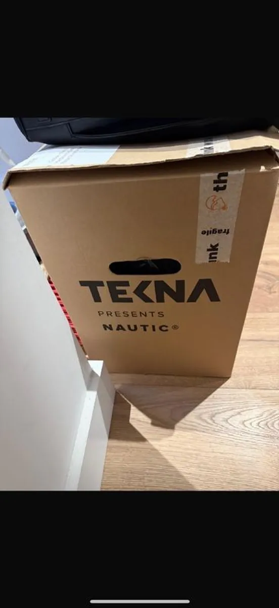 Tekna LED Wall Light x 2 - Image 2