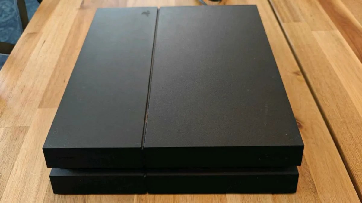 PS4 1tb - Image 1