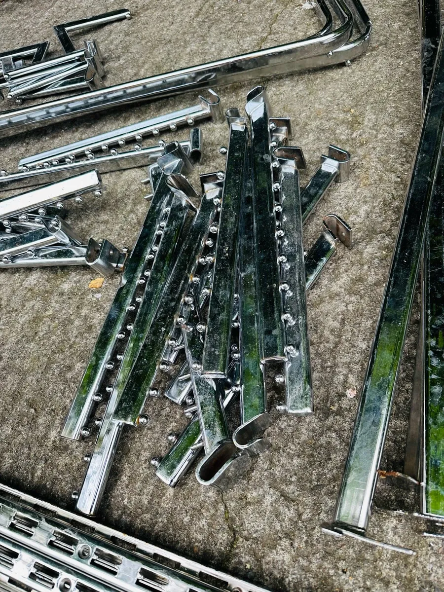 CHROME CLOTHING SHOP RETAIL RAILS SET UP - Image 3