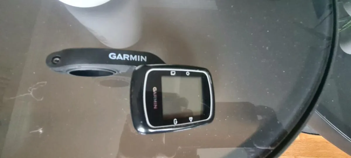 Garmin edge 200 with mount - Image 1