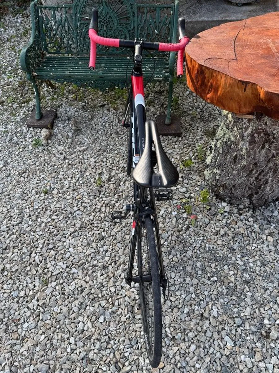 Trek Domane AL3 Road Bike 58cm - Image 3